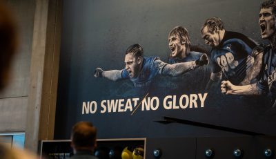 Foto met slogan van Club Brugge: no sweat no glory